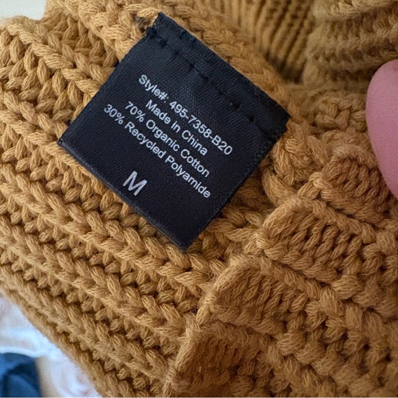 JENNI KAYNE Fisherman Organic Cotton V Neck Knit Sweater in Mustard Size Medium - Picture 7 of 11
